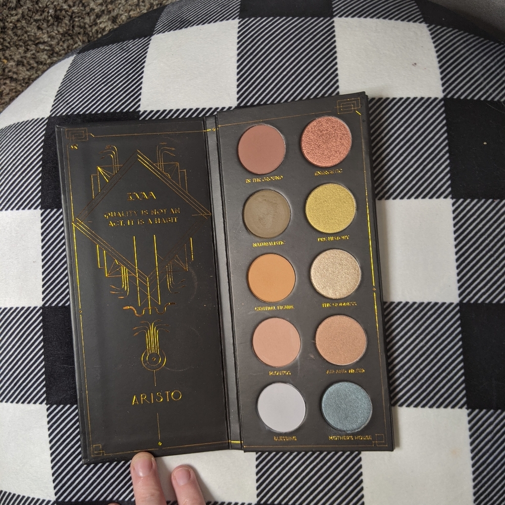 Zoeva Artiso pallette